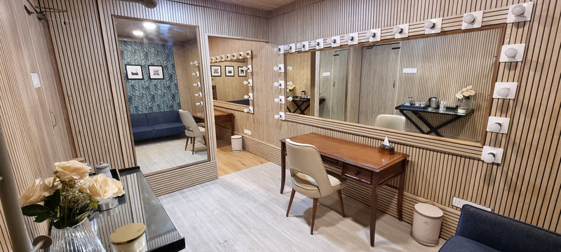 MAKEUP ROOM