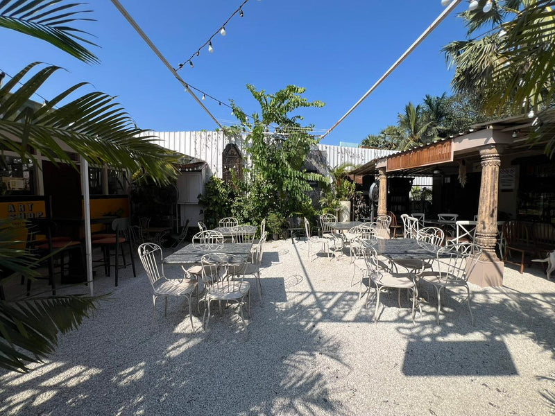 OUTDOOOR LOCATION